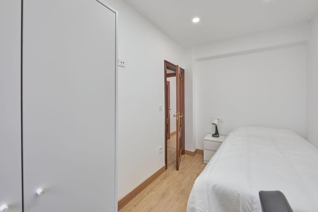 Reformado, Centrico , Wifi . Dr Magoo Apartment *