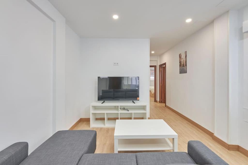 Reformado, Centrico , Wifi . Dr Magoo Apartment Oviedo