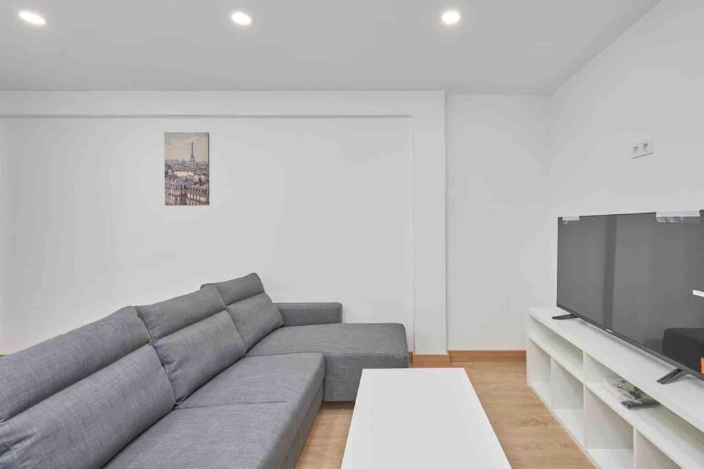 Apartment Reformado, Centrico , Wifi . Dr Magoo Oviedo