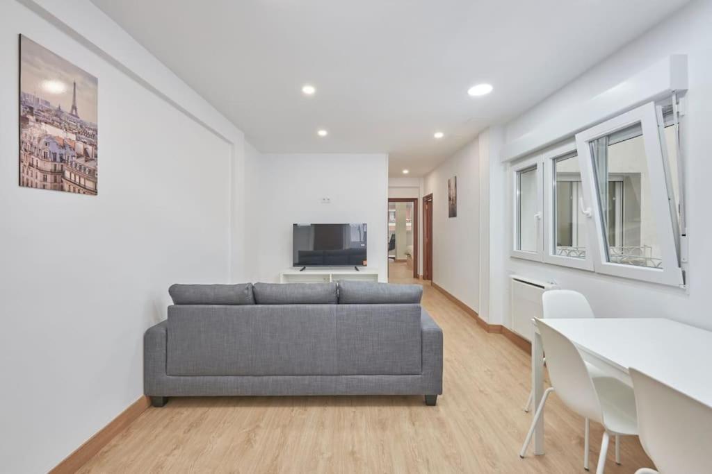 Apartment Reformado, Centrico , Wifi . Dr Magoo Oviedo